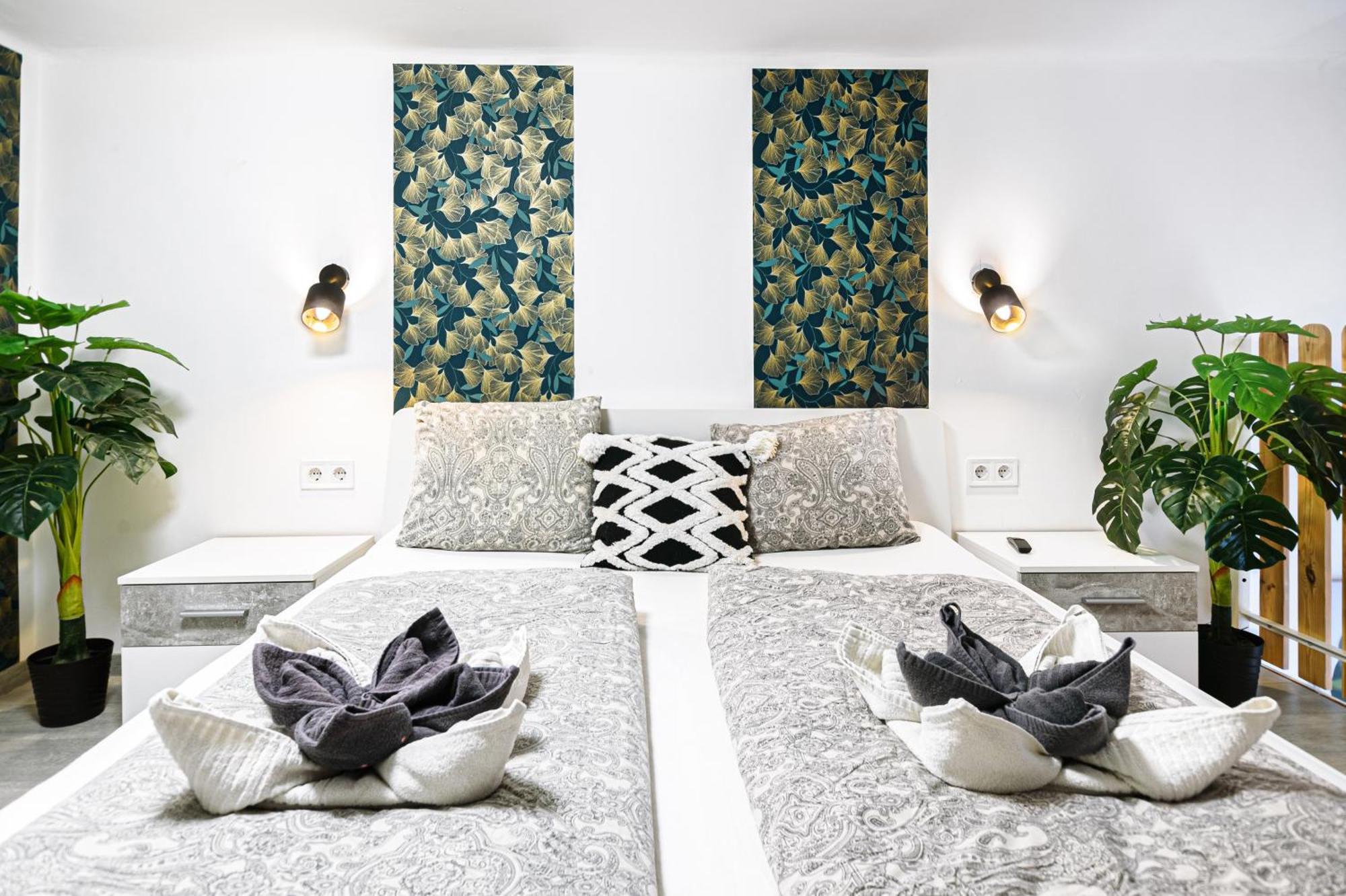 Florence Downtown Apartments Будапеща Екстериор снимка